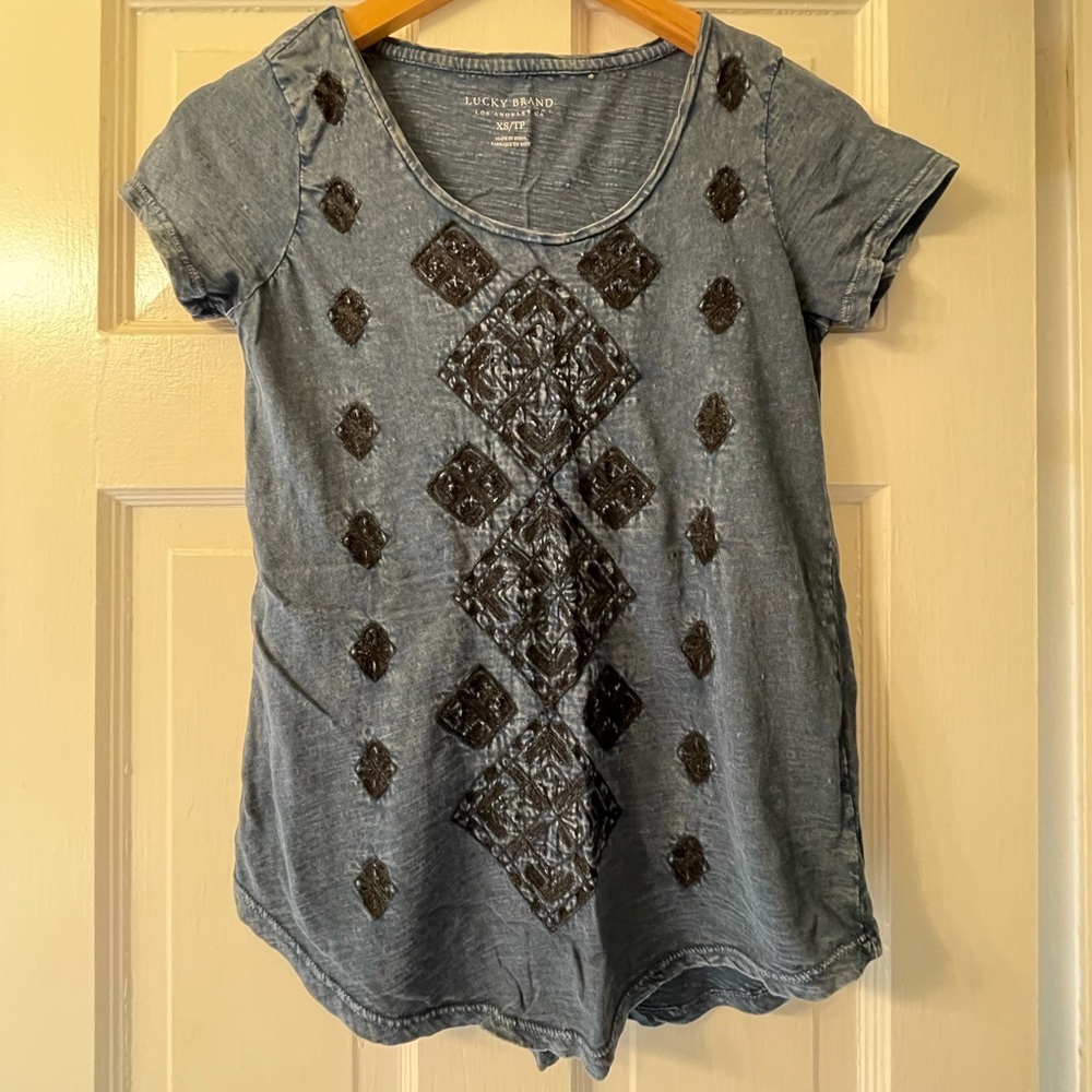 Lucky Brand 100% cotton chambray t-shirt